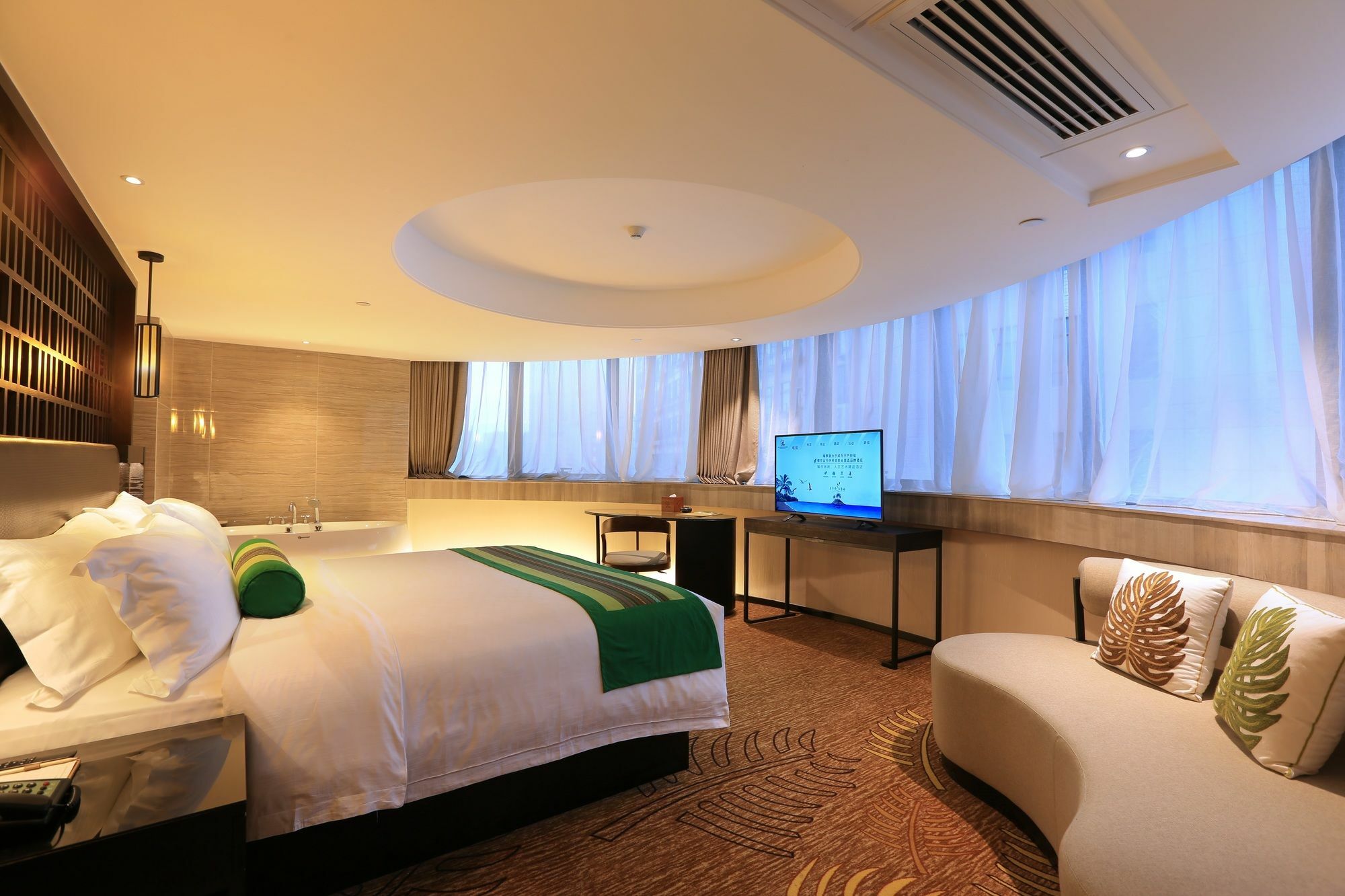 Relax Season Hotel Dongmen Shenzhen Exterior photo
